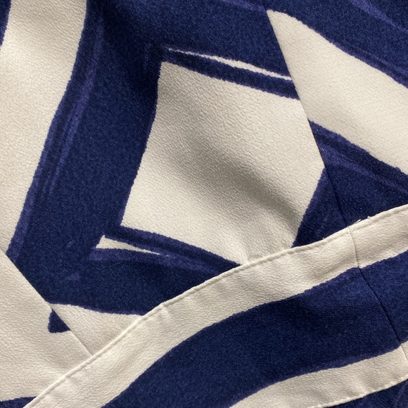 Vineyard Vines Diamond print Maxi dress. - Picture 6 of 14